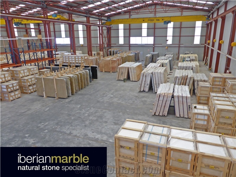 Crema Marfil Marble Slabs & Tiles