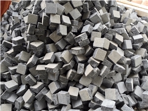 Binh Dinh Black Granite Cubes Stone