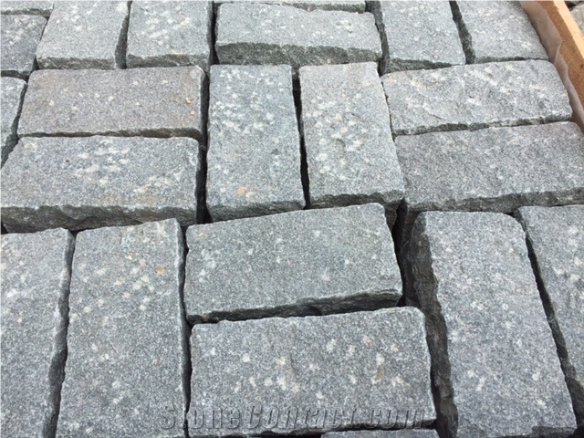 Binh Dinh Black Granite Cubes Stone