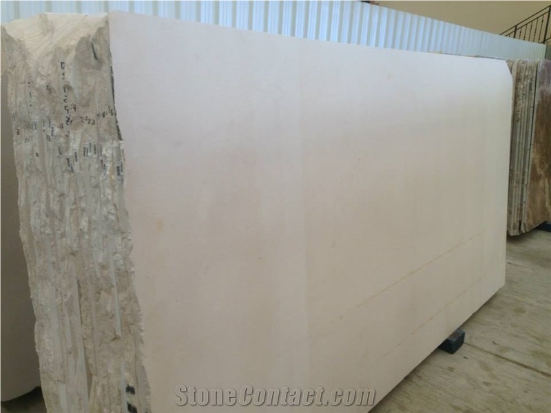 Caliza Capri Slabs, Tiles