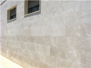 Crema Europa Limestone Slabs and Tiles, Caliza Europa