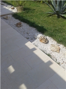 Plano Limestone External Walkway Pavement, Beige Limestone Cube Stone & Pavers