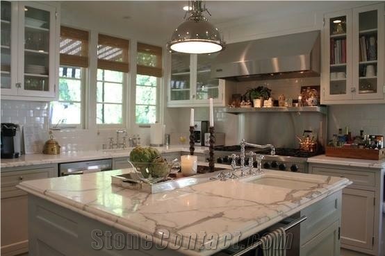 Calacatta Marble Kitchen Countertop