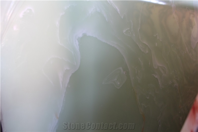 Artificial Onyx Tiles and Slabs