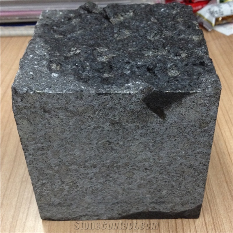 G684 Black Basalt Cobble Stone, Cube Stone Surface Natural Split, Paving Stone for Driveway