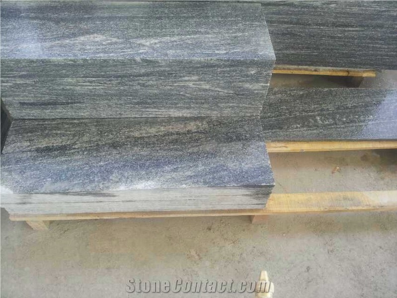 China Juparana Grey Granite, Landscaping Wood Vein Grey Granite Flamed Steps