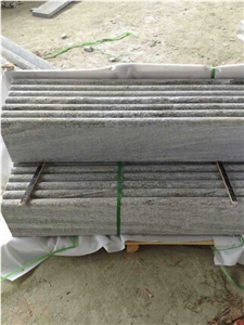 China Juparana Grey Granite, Landscaping Wood Vein Grey Granite Flamed Steps