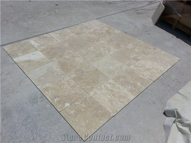 Durango Paredon Travertine 18x18x3/8" tiles & slabs, beige travertine floor tiles, wall tiles 