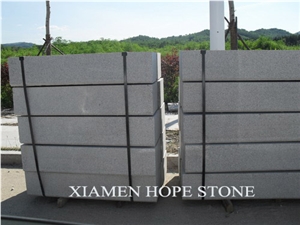 G603 Gray Granite Flamed Kerbstone