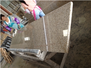 G682 Yellow Rusty Granite Kitchen Countertops