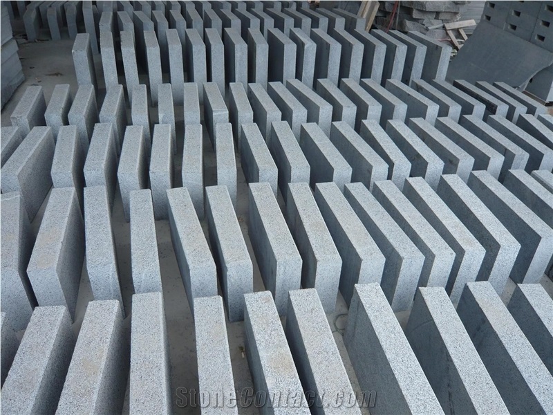 G654 Flamed Kerbstone, Graphite Grey, Padang Dark,Sesame Black, China Dark Grey Granite Flamed Kerbstone