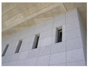 Rosa Beta Granite and Kanfanar Limestone Facade