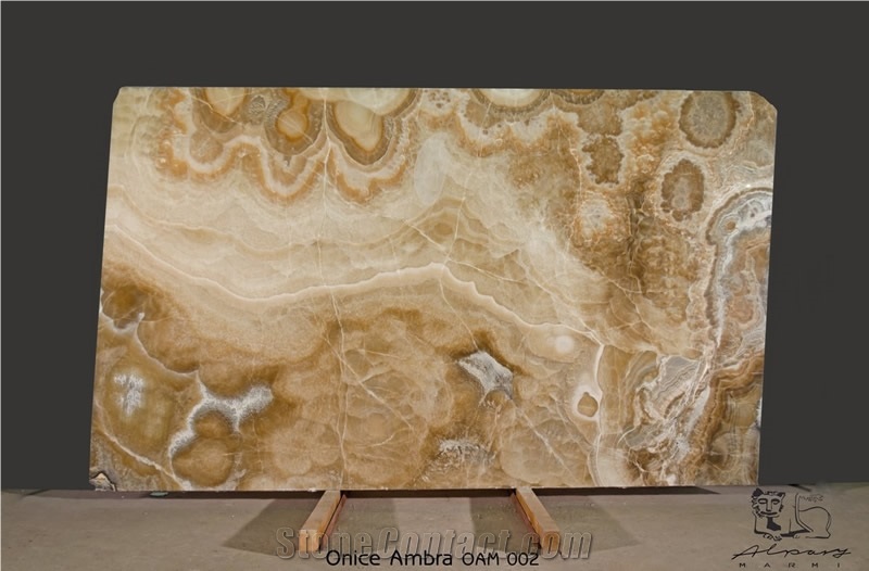 Onice Ambra Slabs