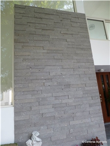 Cantera Gris Michoacan Sandstone Feature Wall, Stacked Wall, Grey Sandstone Cultured Stone Cantera Gris Michoacan Sandstone Feature Wall, Stacked Wall, Grey Sandstone Cultured Stone