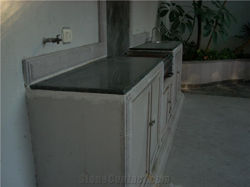 Cantera Sal Y Pimienta Kitchen Hood and Cabinet Frame