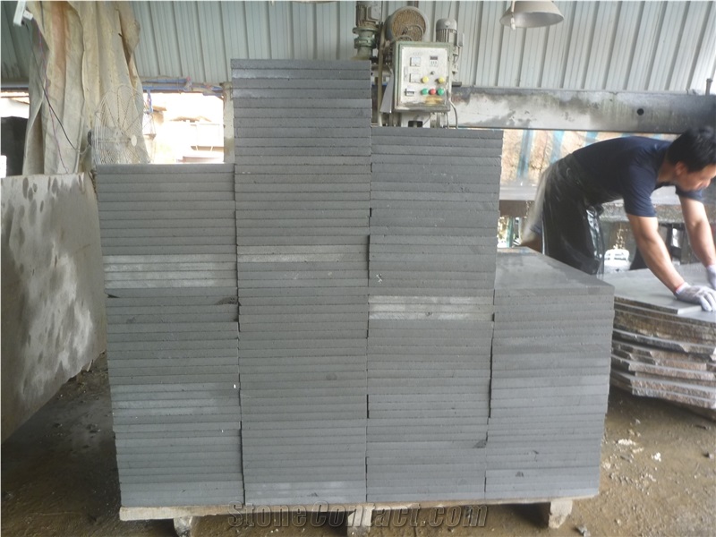 Hainan Grey Basalt Andesite Basalt Tile Slab Honed Lava Stone Tiles for Floor Coverig,Flooring Pattern,Villa Exterior Walling