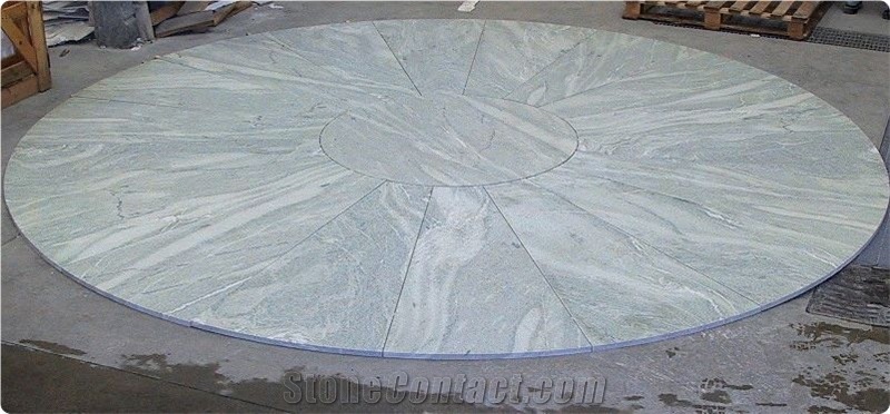 Verde Spluga Quartzite Patio Circle Pavement