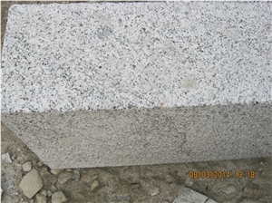 G341 Cheap Grey Granite Curbstones, Road Stone in Natural Finish/Flamed Finish, Cheap China Grey Granite Kerb Stone