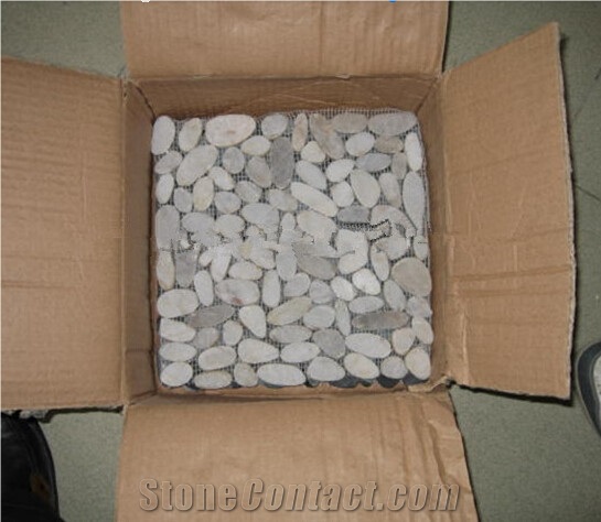 Natural White Black Yellow Red River Stone Pebble Stone on Net Tile 12x12 Polished Price