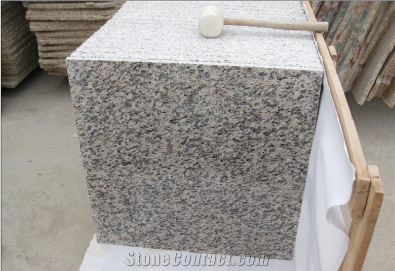 Tiger Skin Red Granite Tiles & Slabs, Pink Granite Floor Tiles, China Polished Granite Tiles