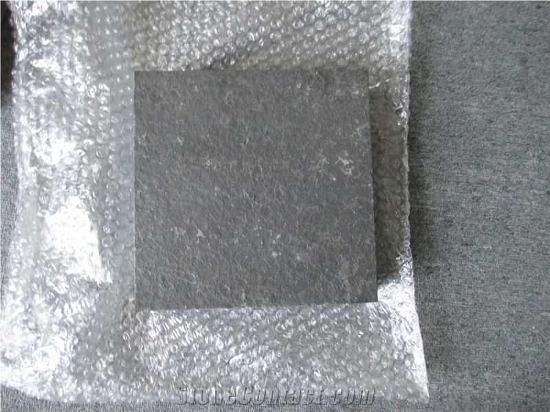 Zhangpu Black Basalt Cobble Stone, Cube Stone Surface Flamed, Others Sawn Cut, China Paving Stone for Patio,Driveway