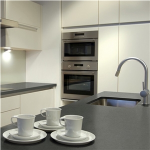 Quartz Stone for Countertop Using Recycled Materials Standard Slab Sizes 126 *63 and 118 *55