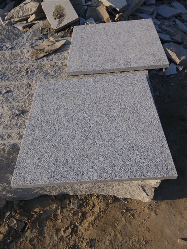 Chinese Dark Granite Bush Hammered Dark Grey Granite Tiles