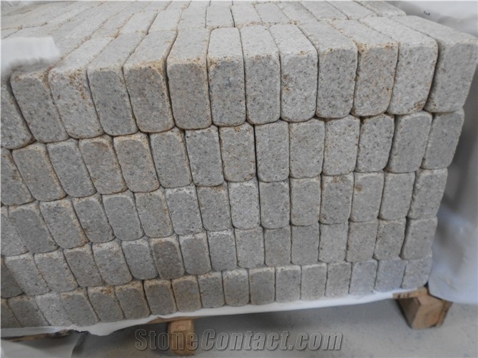 G682 Granite Tumbled Cobble Stone, Cube Stone, Antique Stone, Driveway Paving Stone,Garden Stepping Pavements,Landscape,Floor Covering, Patio,Exterior Pattern