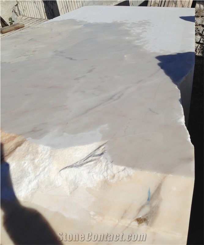 White Estremoz Marble Premium