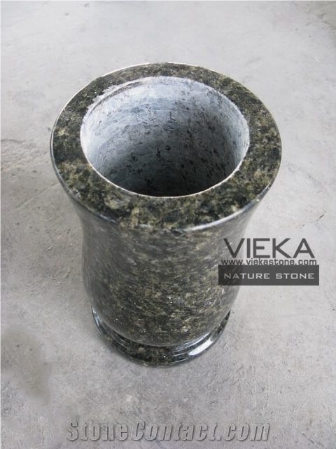 Granite Tombstone Monument Memorials 003 Vase