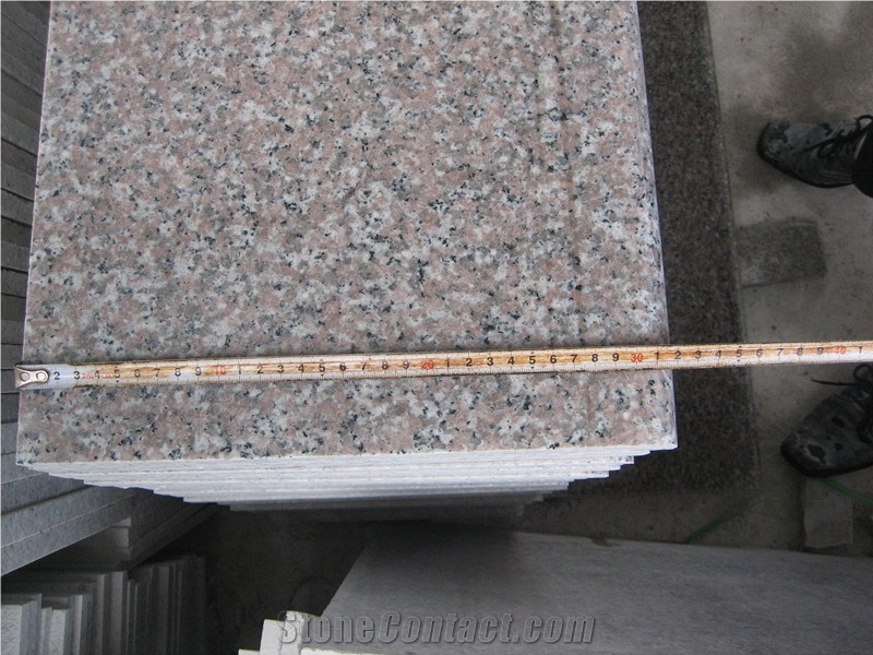 G635 Granite Red Stair Steps