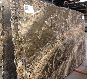 Netuno Bordeaux Granite Slabs
