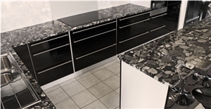Brazil Black Marinace Granite Kitchen Countertop