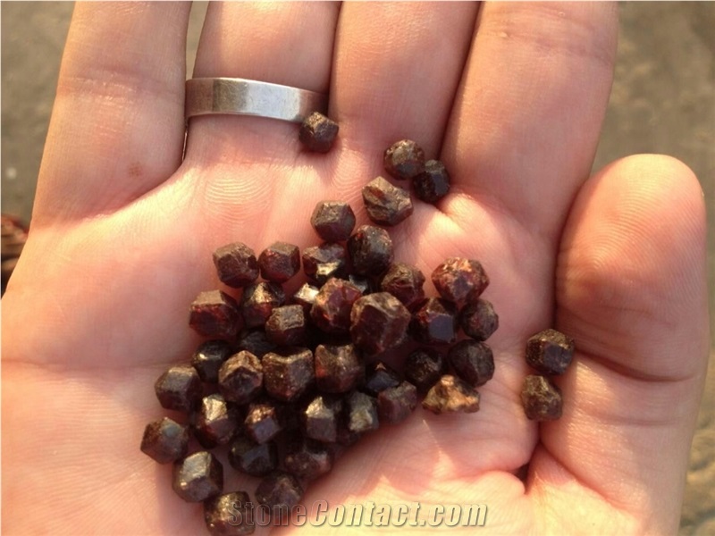 Garnet Gem Stones