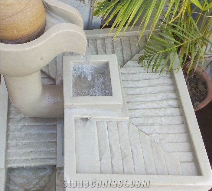 Rainbow Sandstone Garden Water Fountains
