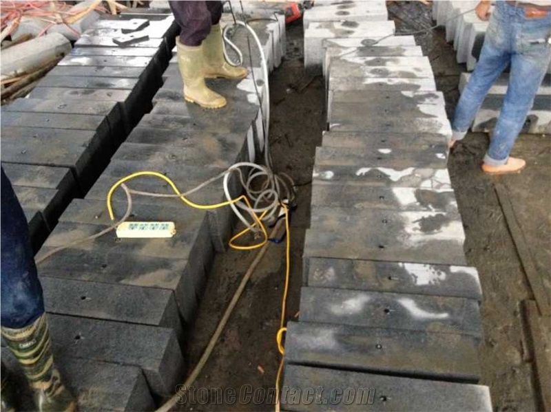 Granite Kerbstone, G654 Black Granite Kerbs