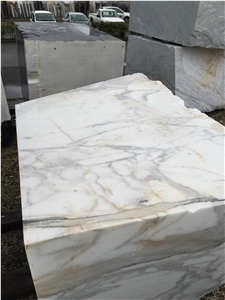 Calacatta Oro Gold Slabs Lastre