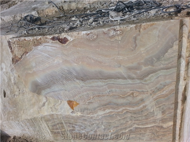 Kimiakar Onyx, Multicolor Onyx Block