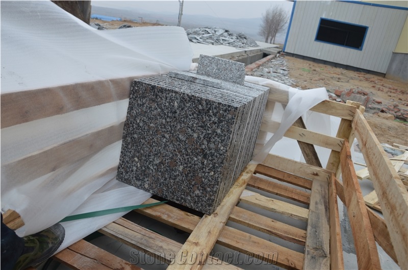 G306 New Pink and Grey Granite