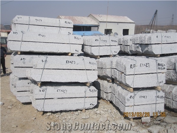 G341 Finland Granite Kerbs R-Stone Sawn Quality