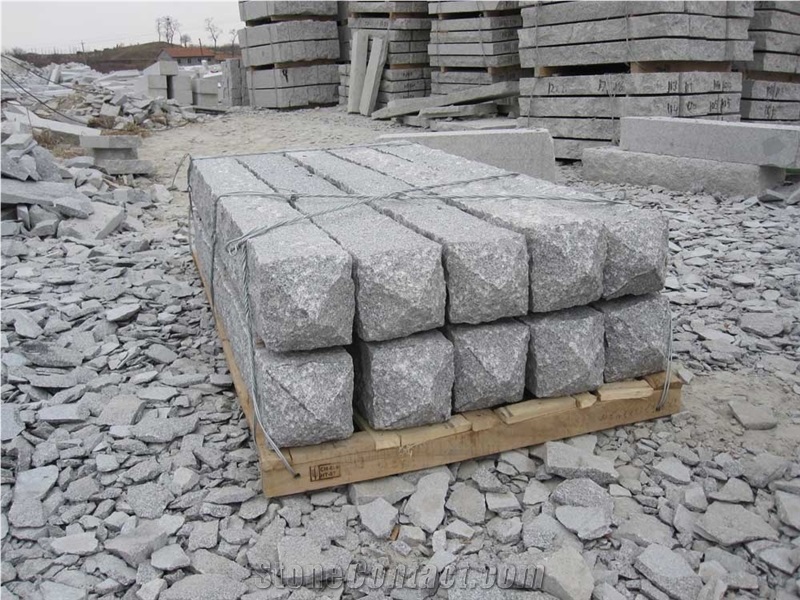 G341 Granite Columns Grey Rough Picked