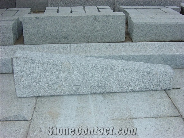 G341 Granite Low Kerb Adapter Bush Hammered