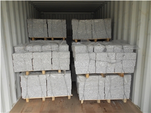 G341 Pineappled Columns 20x20x150 cm with Cap