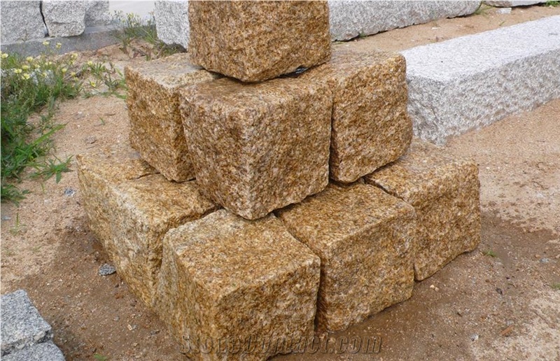 G350 Granite Yellow Bush Hammered Cube Stone