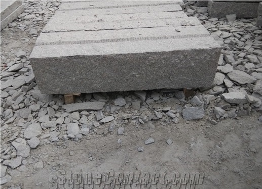 Grey Kerbstone Flamed