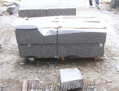 Pineappled Palisades Columns Dark Grey G654, G654 Granite Palisades
