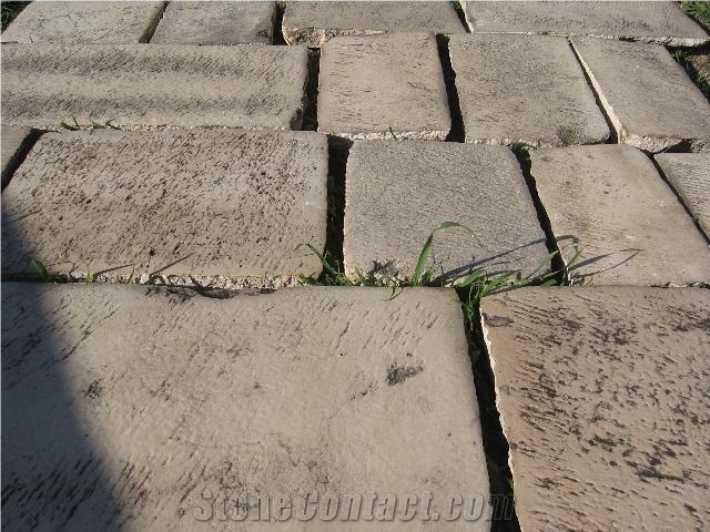 Antique Reclaimed Stne Flooring Slabs & Tiles, Reeclaimed French Limestone Slabs & Tiles