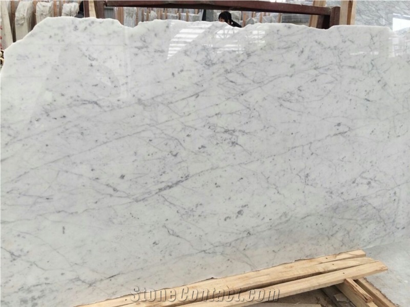 Thin Vein Sataurio Marble Tiles & Slabs