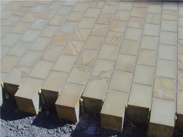 Albion Place Woodkirk Buff Diamond Sawn