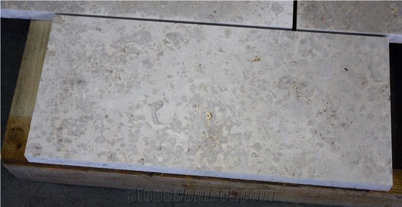 Jura Beige Limestone Tiles